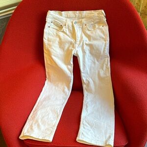 White Levi’s 514s